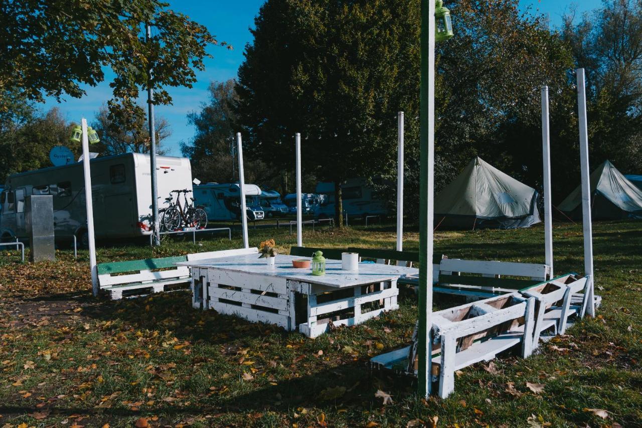 Munich Oktoberfest Glamping Otel Dış mekan fotoğraf