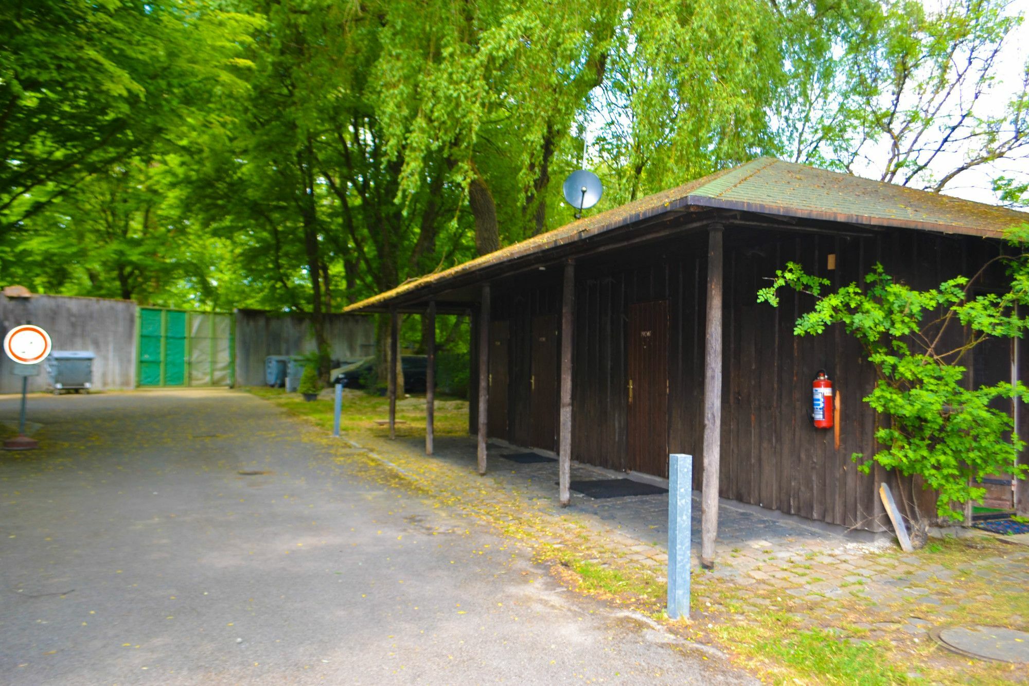 Munich Oktoberfest Glamping Otel Dış mekan fotoğraf
